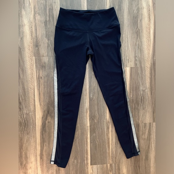 Victoria’s Secret Sport - Active Leggings - Picture 2 of 12